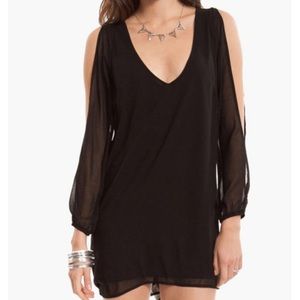 Tobi Dress with Sheer Sleeves Size Small